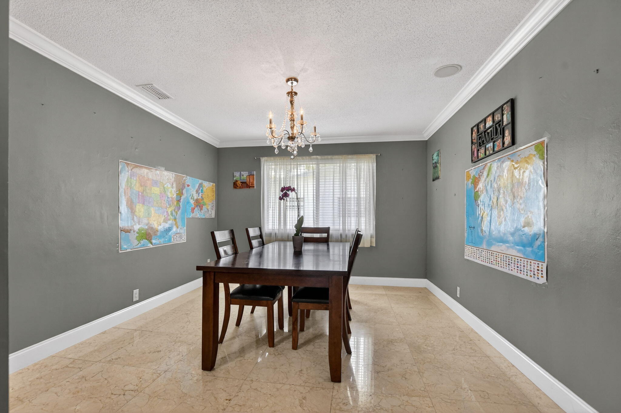 257 Southwest 5th Street Boca Raton, FL 33432 - Photo 22 of 61 Large Formal Dining Room