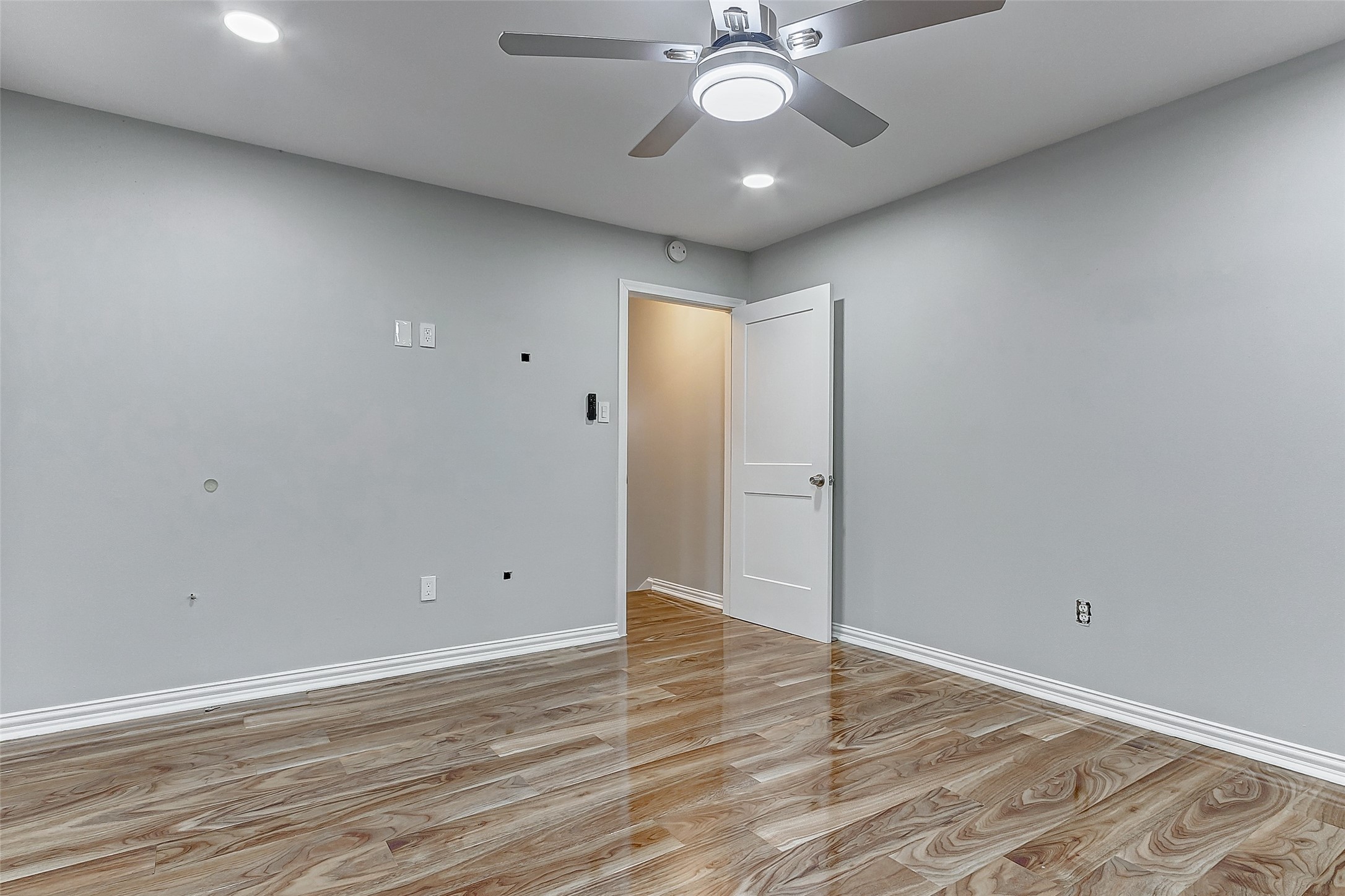 7600 Burgoyne Road, Unit 159 Houston, TX 77063 - Photo 15 of 40 Gallery Image 15