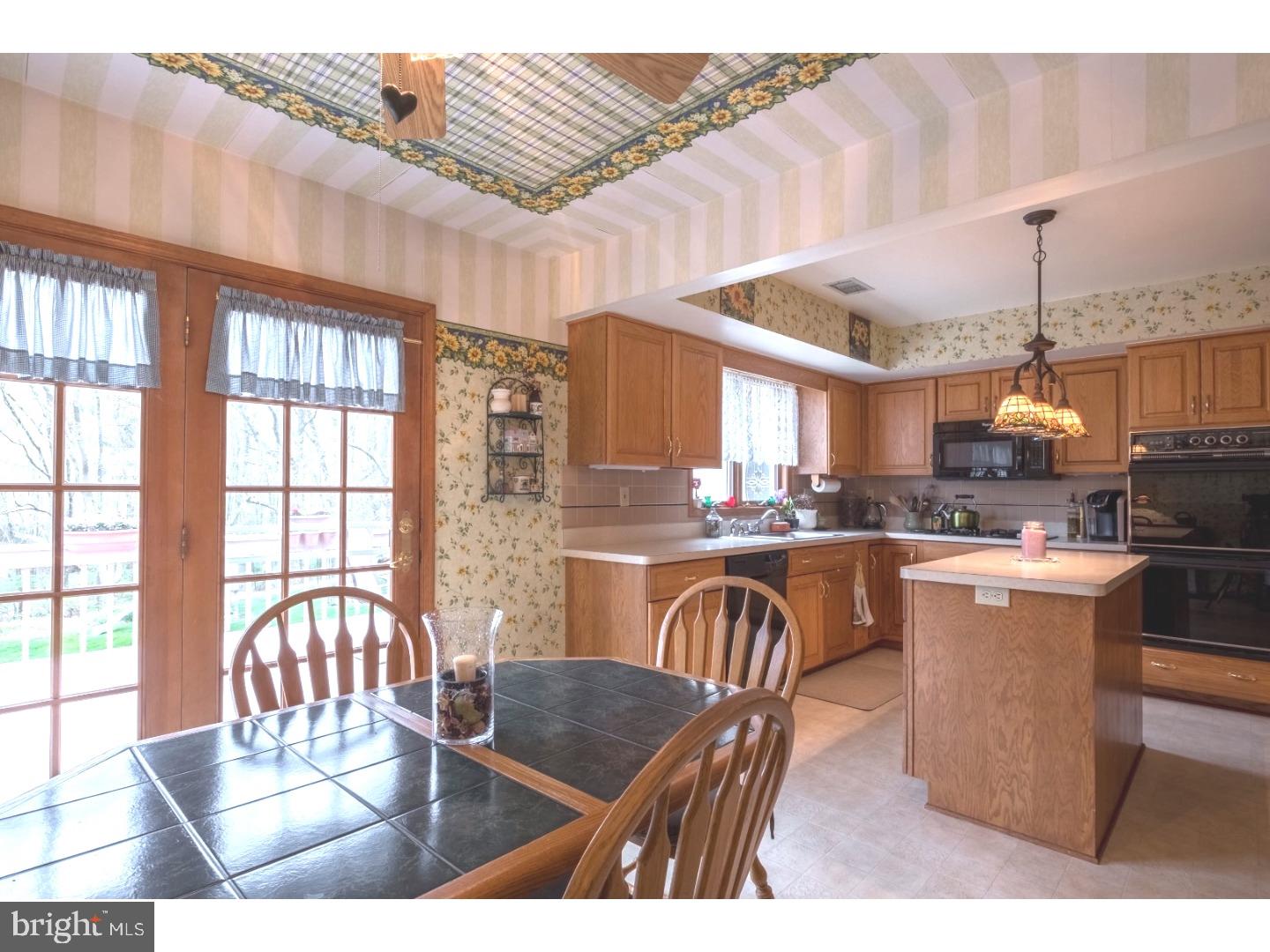 8 Morning Light Road Glenmoore, PA 19343 - Photo 10 of 25 Breakfast Room