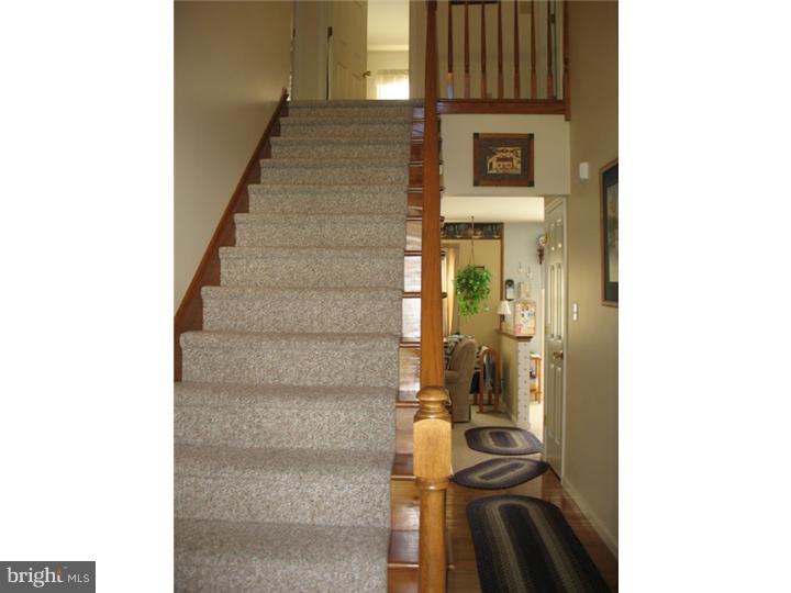 23 Ridge Run Road Sellersville, PA 18960 - Photo 4 of 21 Foyer