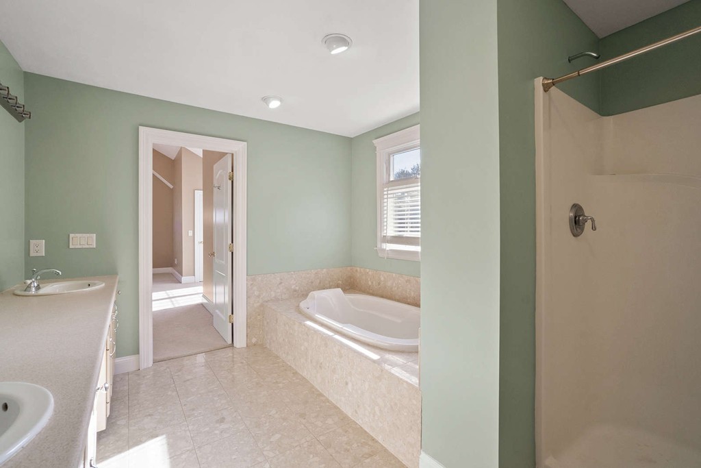 132 Hillcrest Road Marshfield, MA 02050 - Photo 20 of 30 Gallery Image 20