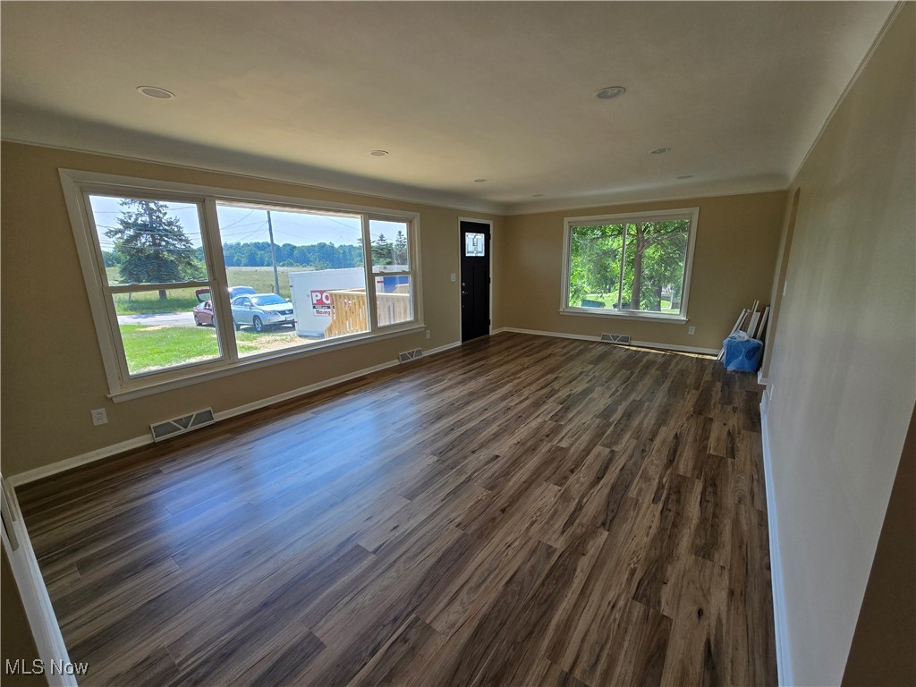 9364 Bascom Road Chardon, OH 44024 - Photo 15 of 28 Gallery Image 15