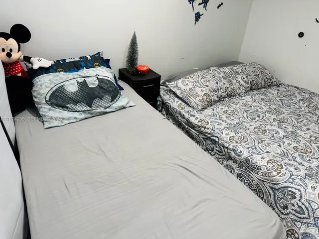 $1,300 | 6831 Southwest 2nd Street, Unit FRONT, Miami, FL 33144