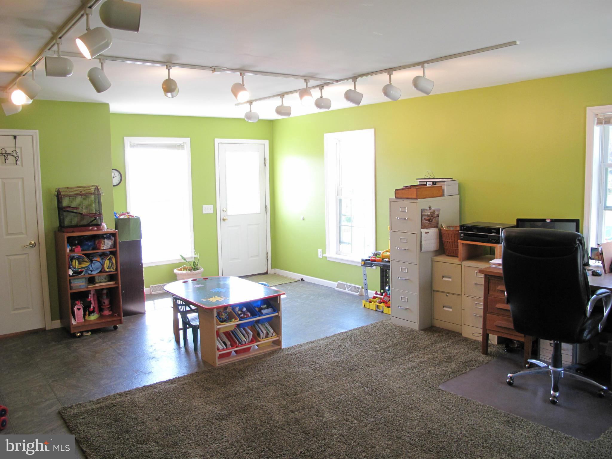 7816 Dover Neck Road Easton, MD 21601 - Photo 13 of 27 Interior (General)