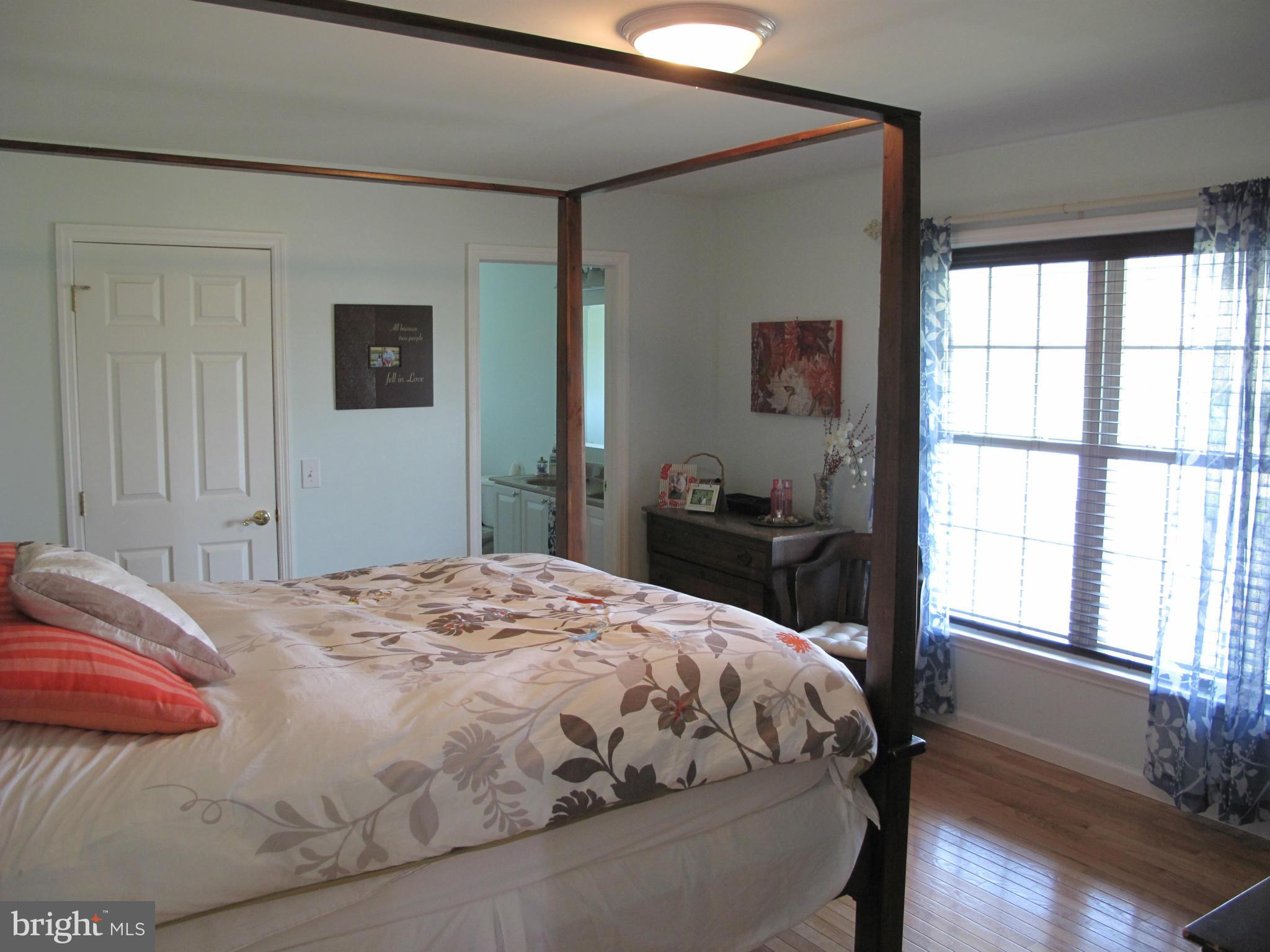 7816 Dover Neck Road Easton, MD 21601 - Photo 14 of 27 Bedroom (Master)