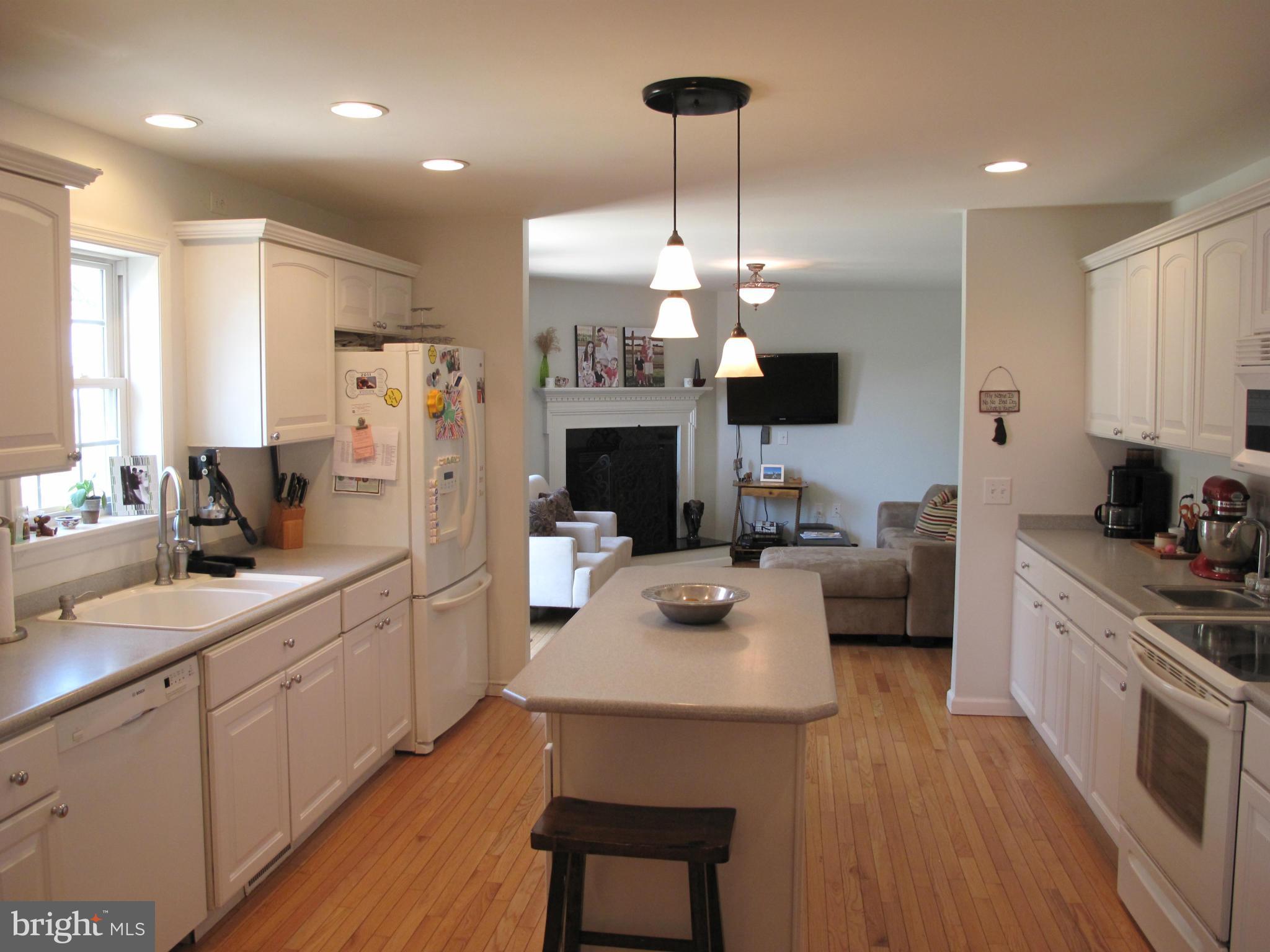7816 Dover Neck Road Easton, MD 21601 - Photo 3 of 27 Kitchen