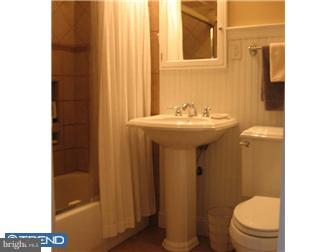 1307 Newcomb Road Wilmington, DE 19803 - Photo 7 of 12 Bathroom