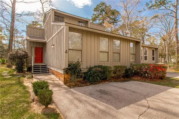 $249,000 | 640 Tete L'ours Drive, Unit 4, Mandeville, LA 70471