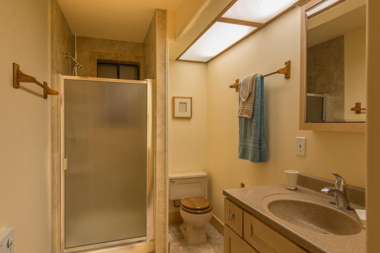 13165 Moraine Road Truckee, CA 96161 - Photo 9 of 14 Gallery Image 9
