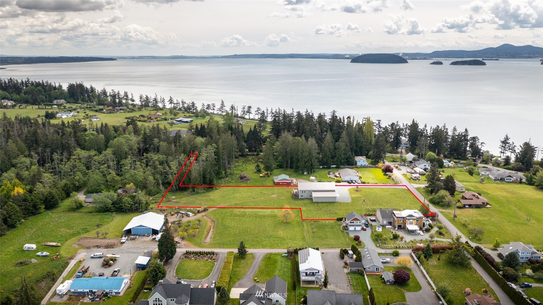 4899 G Loop Bow, WA 98232 - Photo 4 of 40 Gallery Image 4