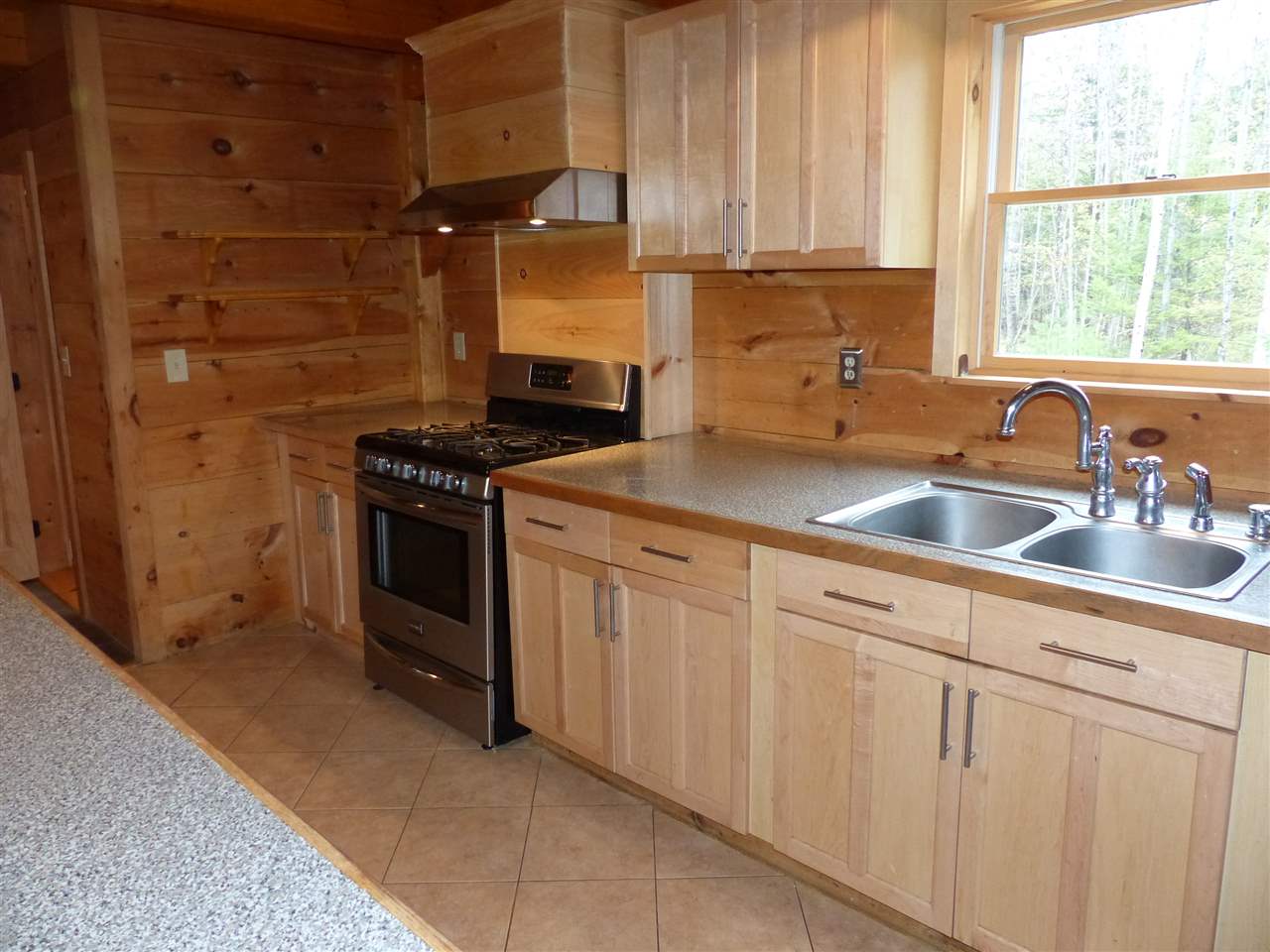 9 Stage Road Moultonborough, NH 03254 - Photo 13 of 32