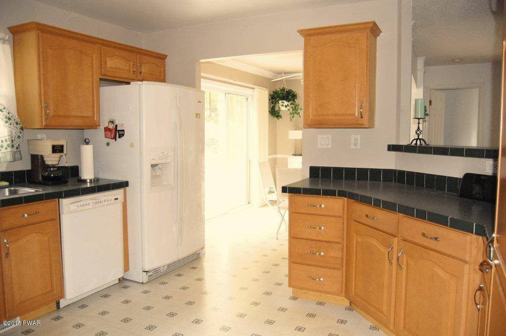 153 Deer Run Road Hawley, PA 18428 - Photo 18 of 44 Gallery Image 18
