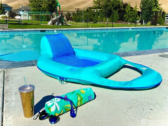 $1,430,000 | 2008 Broadview North, Wenatchee, WA 98801