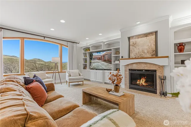 $1,430,000 | 2008 Broadview North, Wenatchee, WA 98801