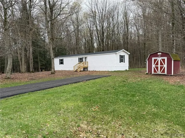 $159,900 | 211 Germandale Drive, Granby, NY 13069
