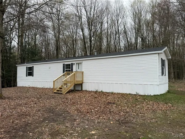 $159,900 | 211 Germandale Drive, Granby, NY 13069