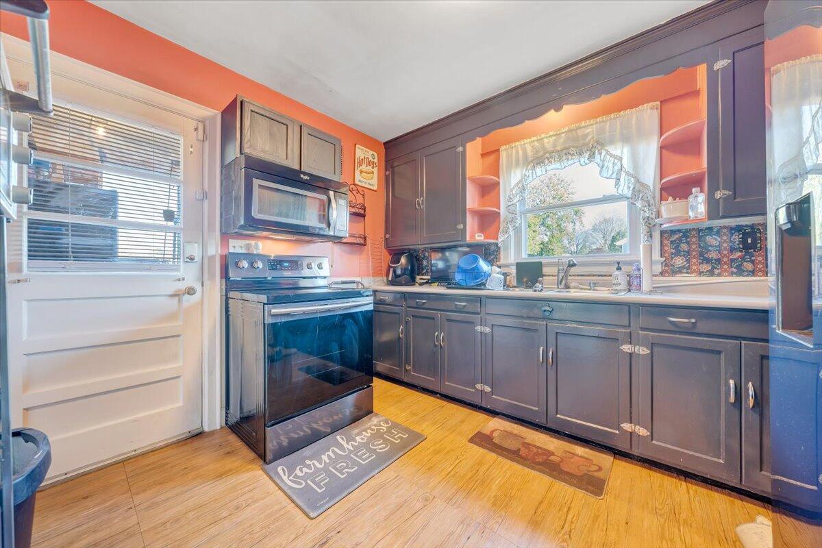 4432 Hazelridge Road Northwest Roanoke, VA 24012 - Photo 6 of 28 06-MIB06537