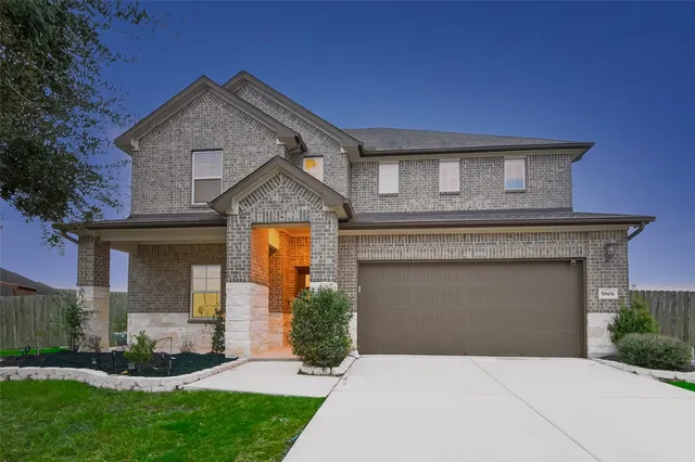 $499,000 | 5806 Platinum Lake Court, Richmond, TX 77469
