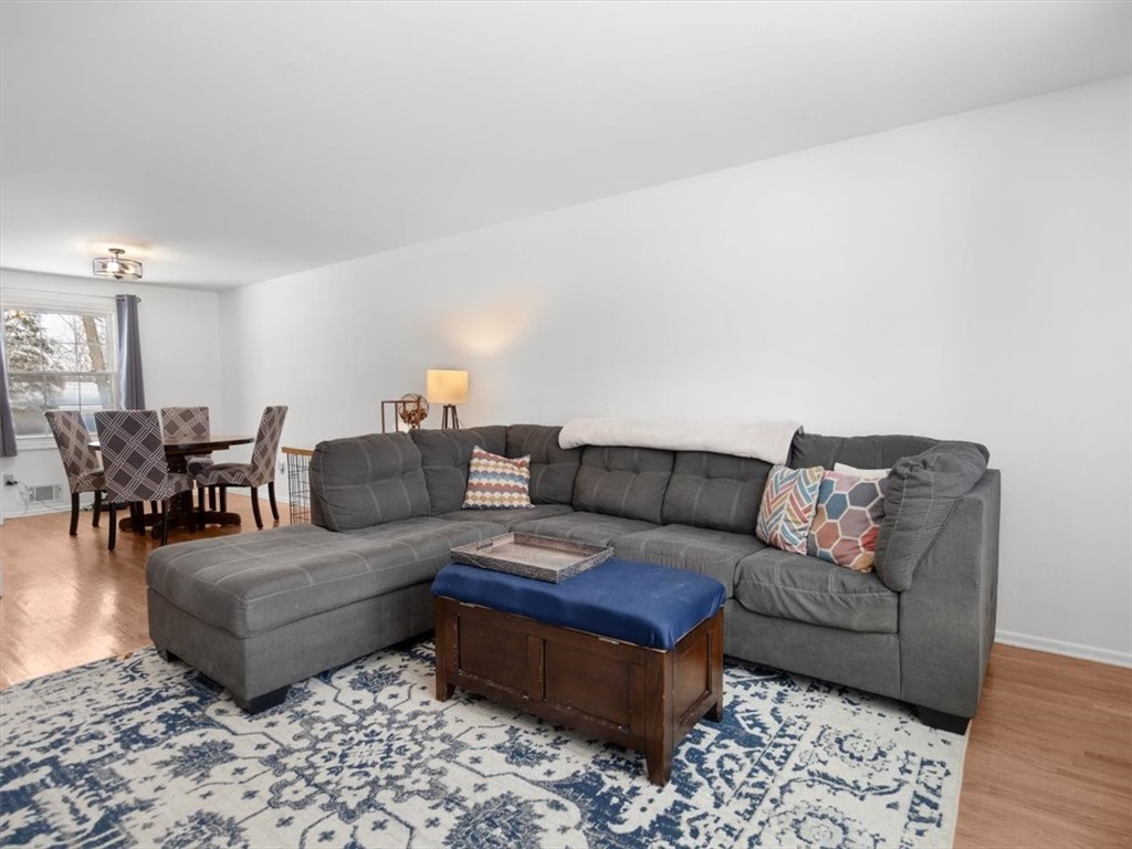 280 Fox Meadow Road Greece, NY 14626 - Photo 6 of 39