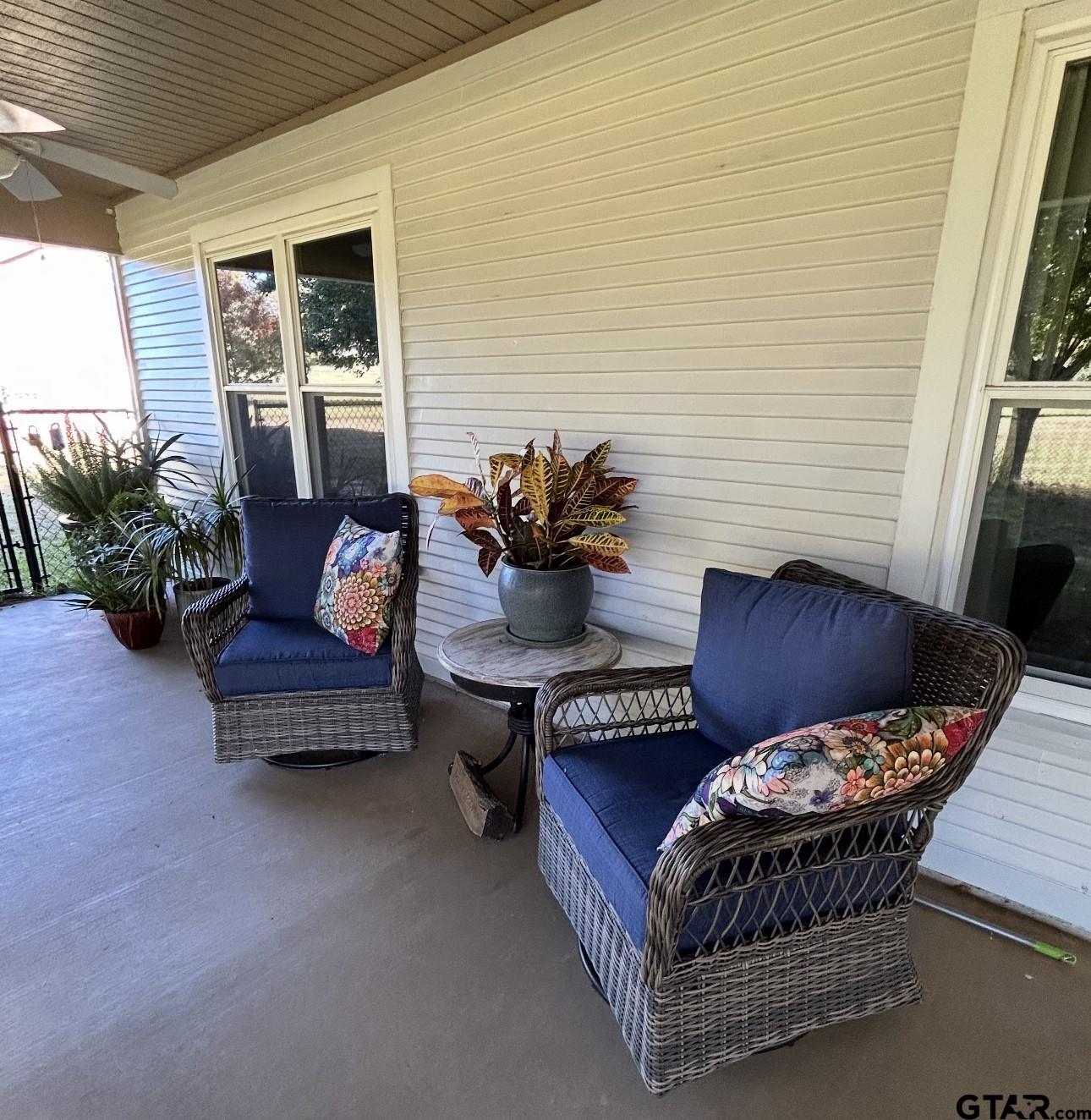 2281 Fm 241s Rusk, TX 75785 - Photo 15 of 31 a living room with furniture and wooden floor
