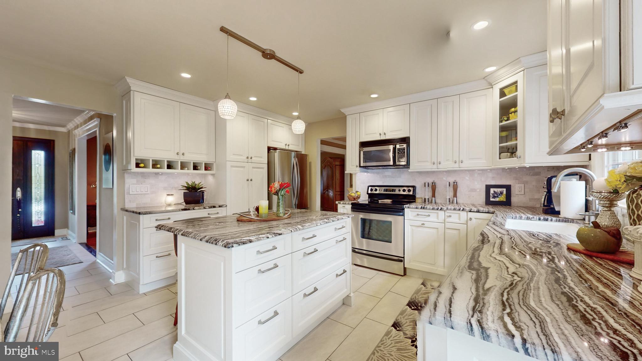 65 Lochatong Road Ewing, NJ 08628 - Photo 14 of 51 Gallery Image 14