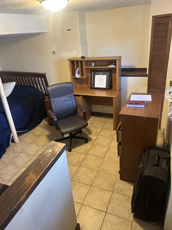 225 Westminster Road Weymouth, MA 02189 - Photo 9 of 15