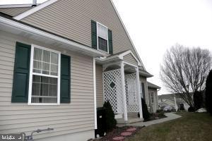 29 Sandstone Court Lititz, PA 17543 - Photo 1 of 41