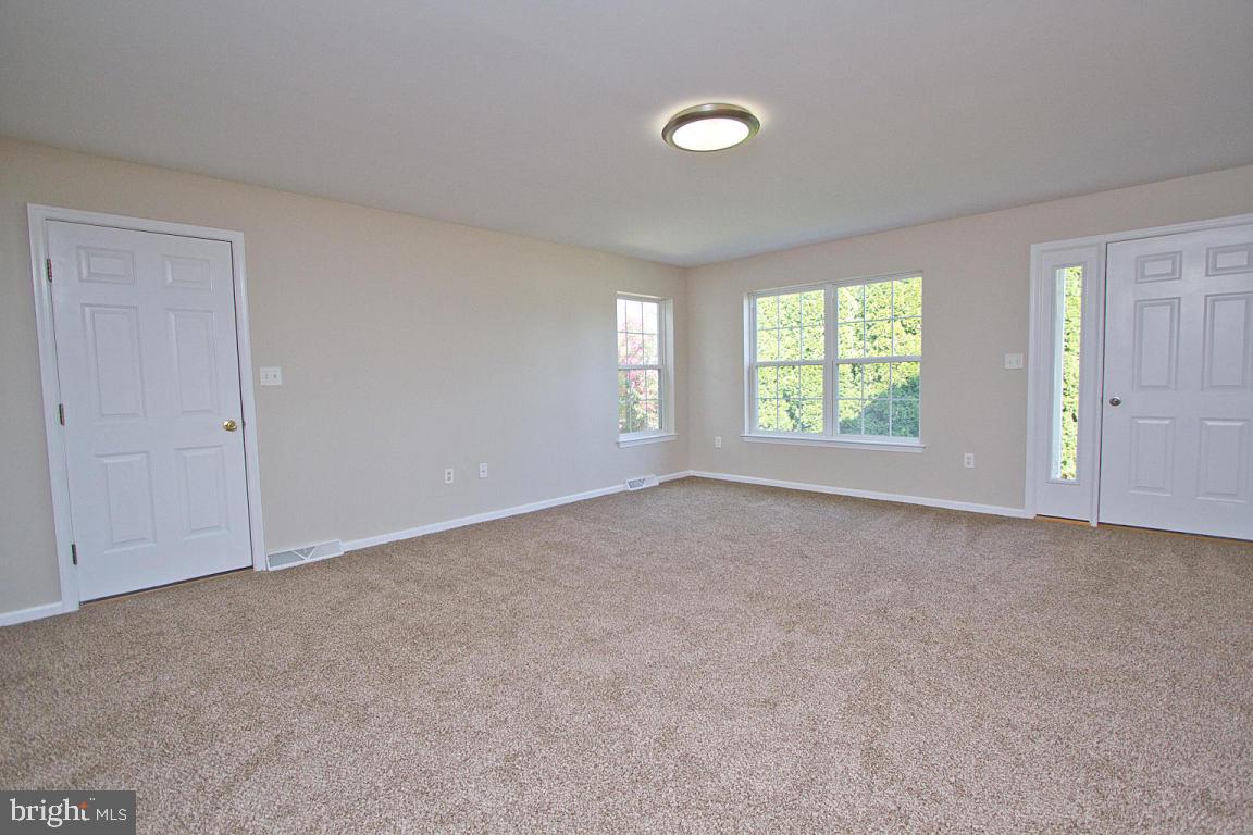 29 Sandstone Court Lititz, PA 17543 - Photo 6 of 41