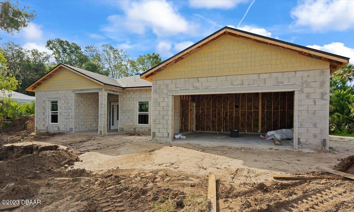 144 North Cory Drive Edgewater, FL 32141 - Photo 3 of 32 51-144 N Cory Dr (38 of 53)