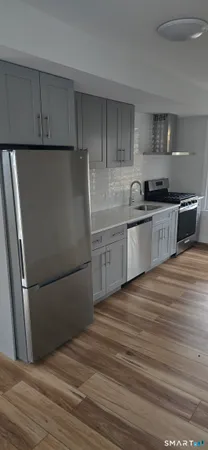 $3,400 | 530 Jane Street, Unit 2B, Bridgeport, CT 06608