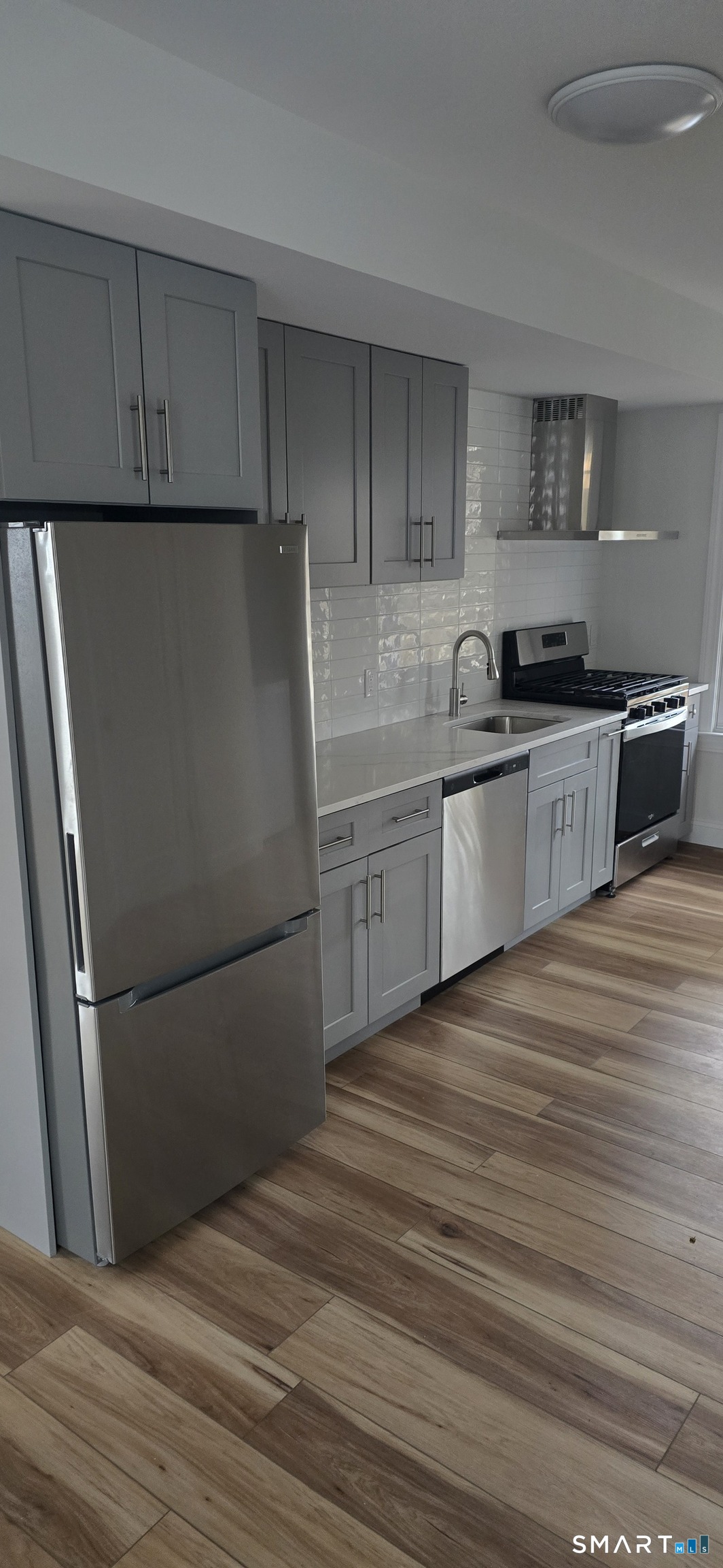 530 Jane Street, Unit 2B Bridgeport, CT 06608 - Photo 2 of 15