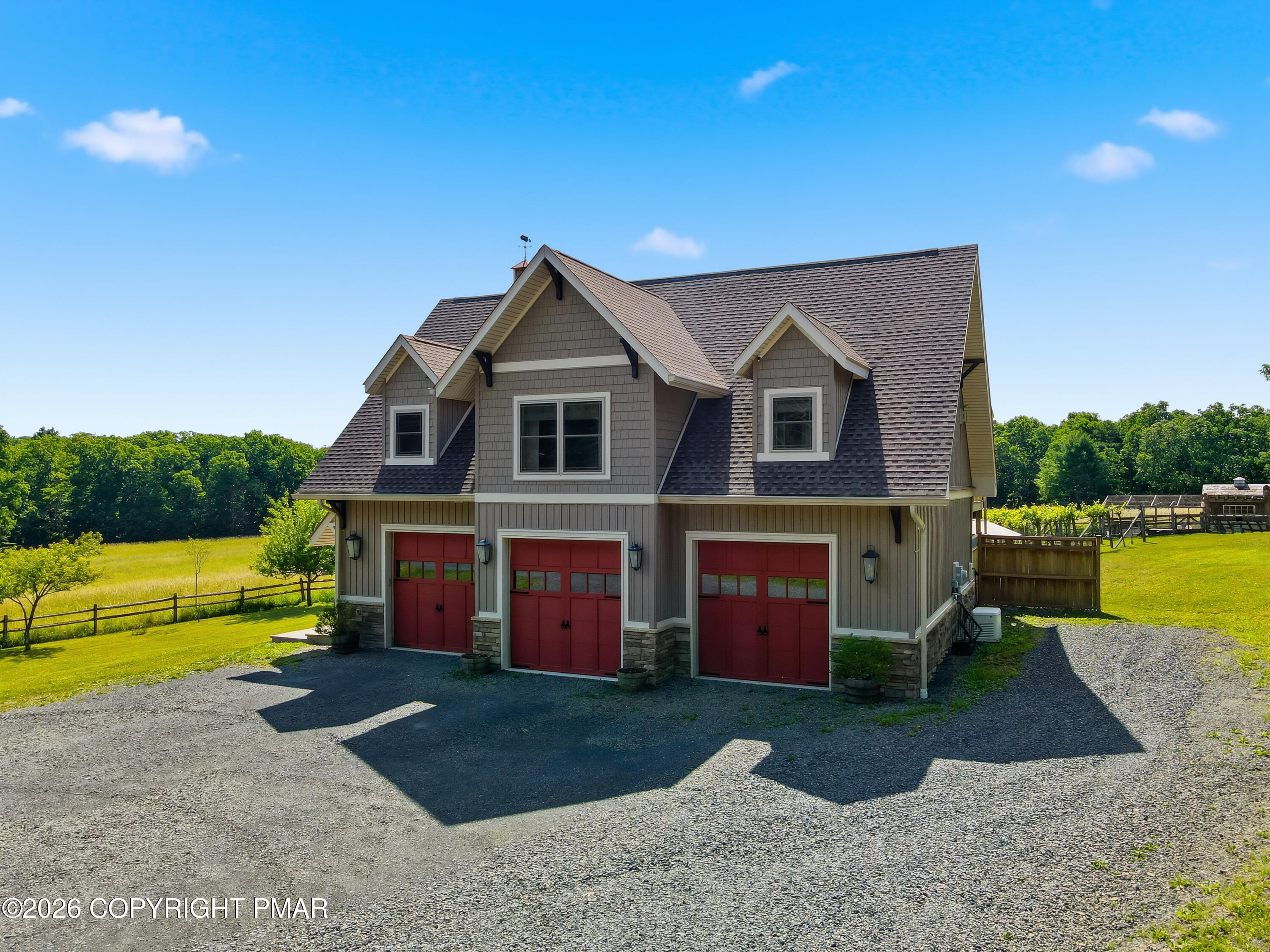 2432 Rimrock Drive Stroudsburg, PA 18360 - Photo 2 of 102 17-Photo-16