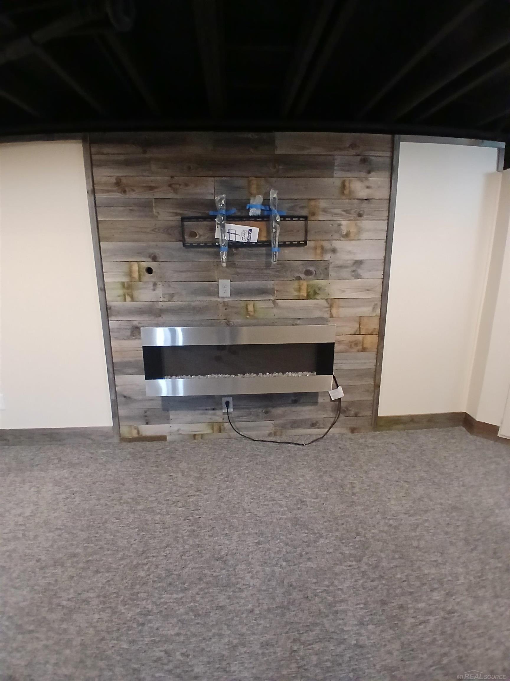24675 Ridgecroft Avenue Eastpointe, MI 48021 - Photo 23 of 31