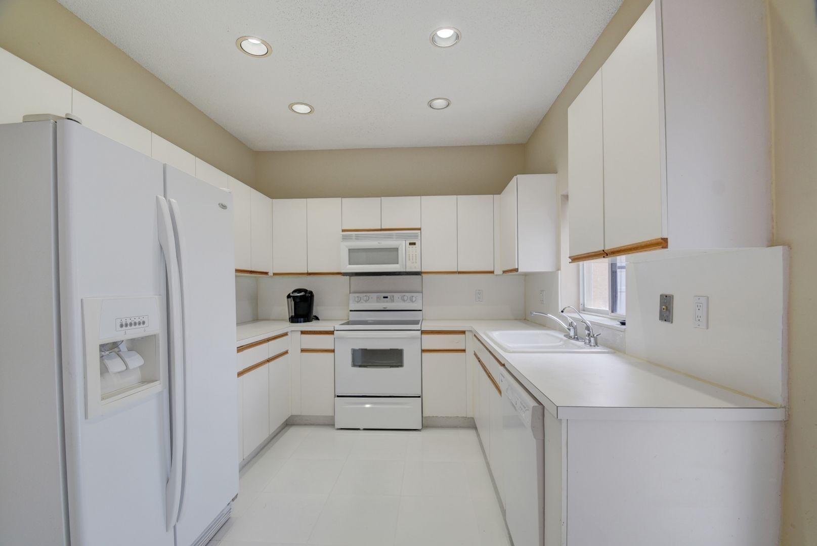 10396 Sunstream Lane Boca Raton, FL 33428 - Photo 12 of 38 RX-10533524 (12)