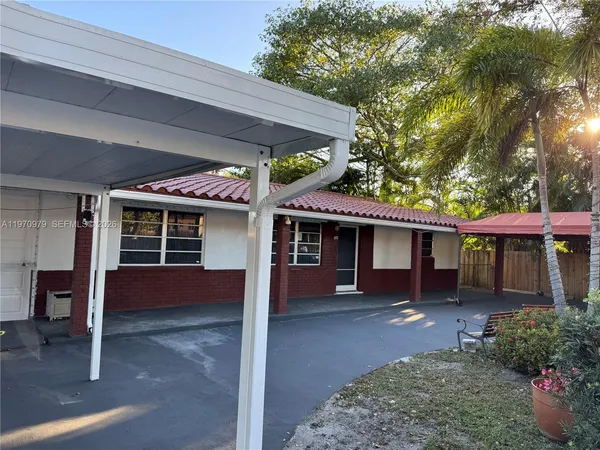 $4,500 | 470 Northeast 127th Street, North Miami, FL 33161