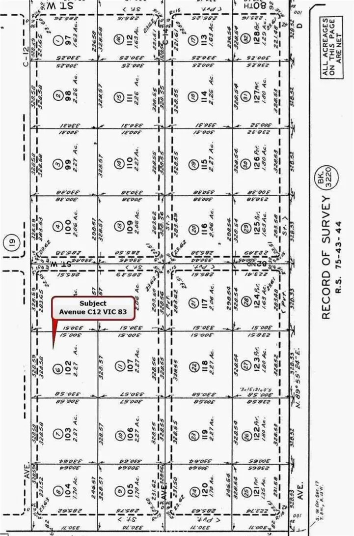 12 Vic 83 Stw Lancaster, PA 17603 - Photo 3 of 4 a picture of a bathroom with a shower curtain