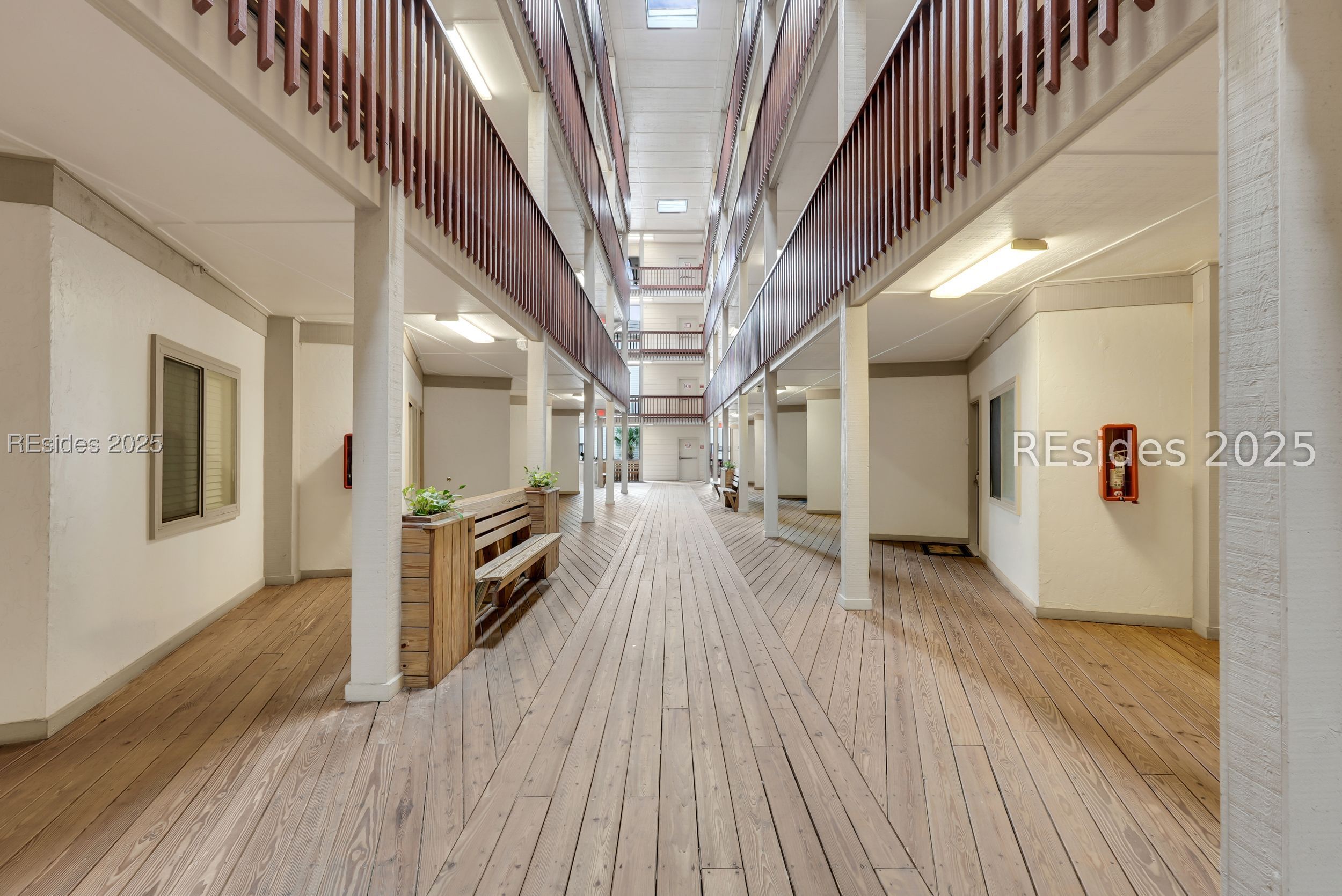 40 Folly Field Road, Unit A1 Hilton Head Island, SC 29928 - Photo 3 of 42 Common area in building A.