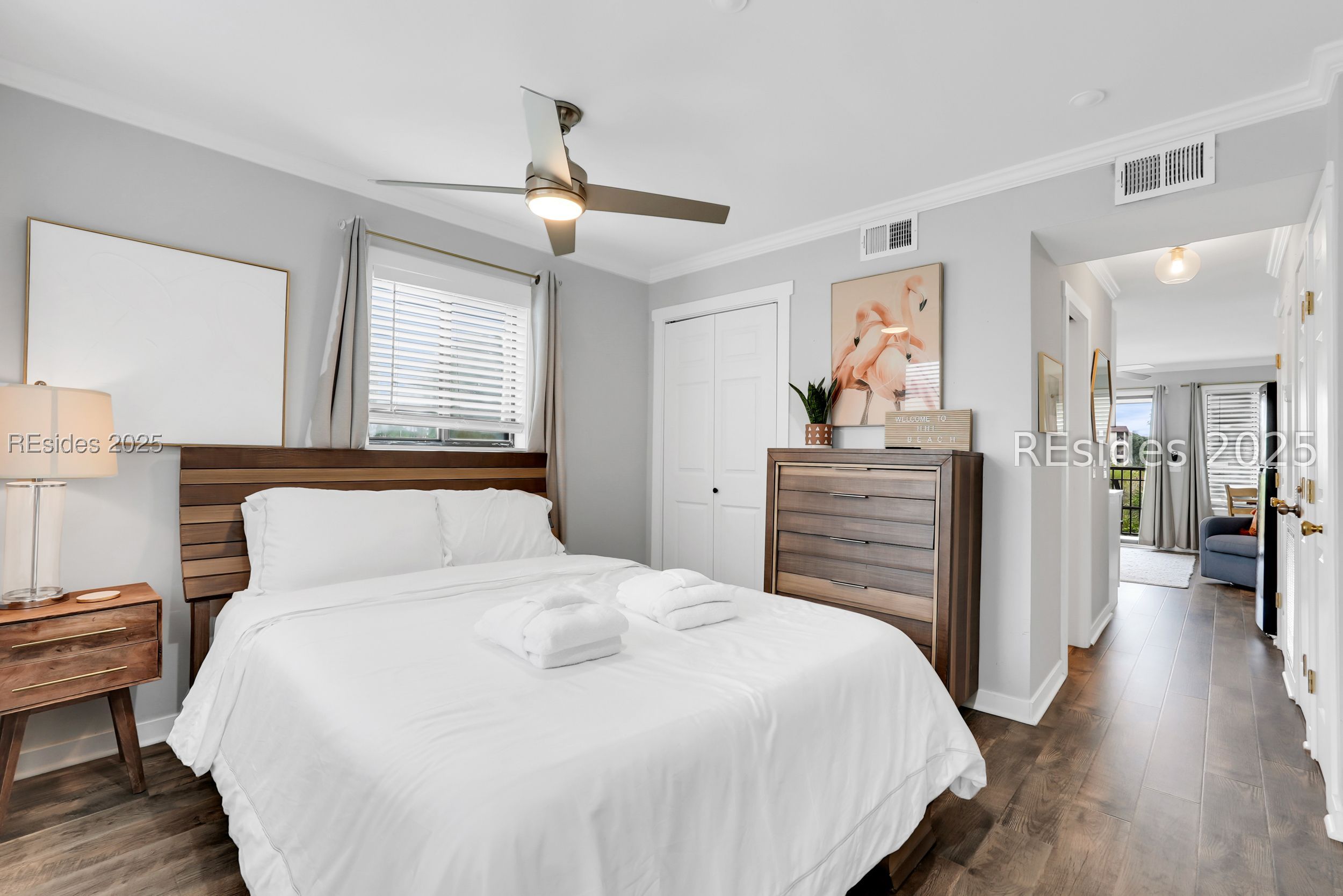 40 Folly Field Road, Unit A1 Hilton Head Island, SC 29928 - Photo 7 of 42 Bedroom with large queen bed.