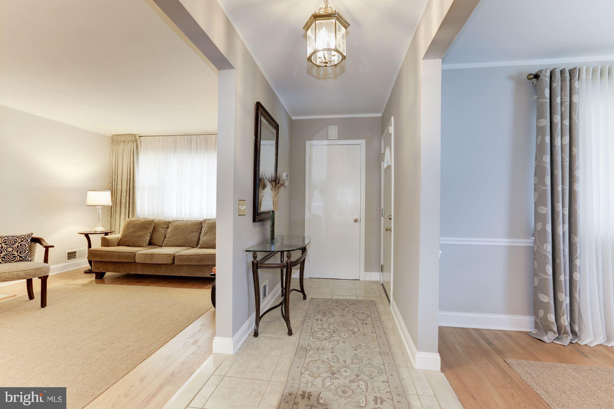 1461 Northgate Road Northwest Washington, DC 20012 - Photo 3 of 30 Interior (General)