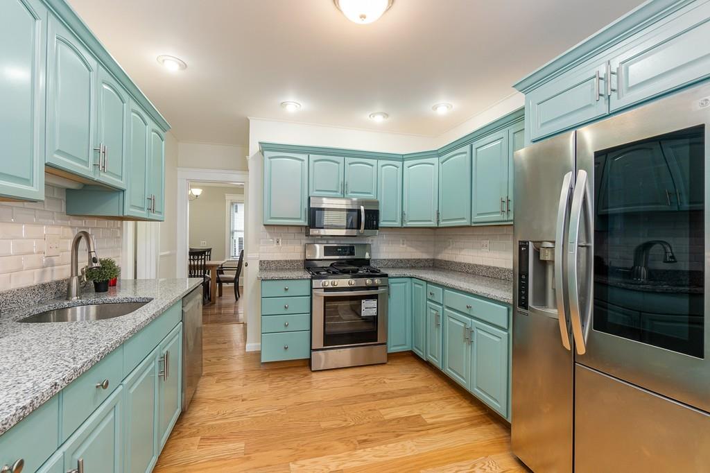 10 Beaconsfield Road Worcester, MA 01602 - Photo 9 of 29