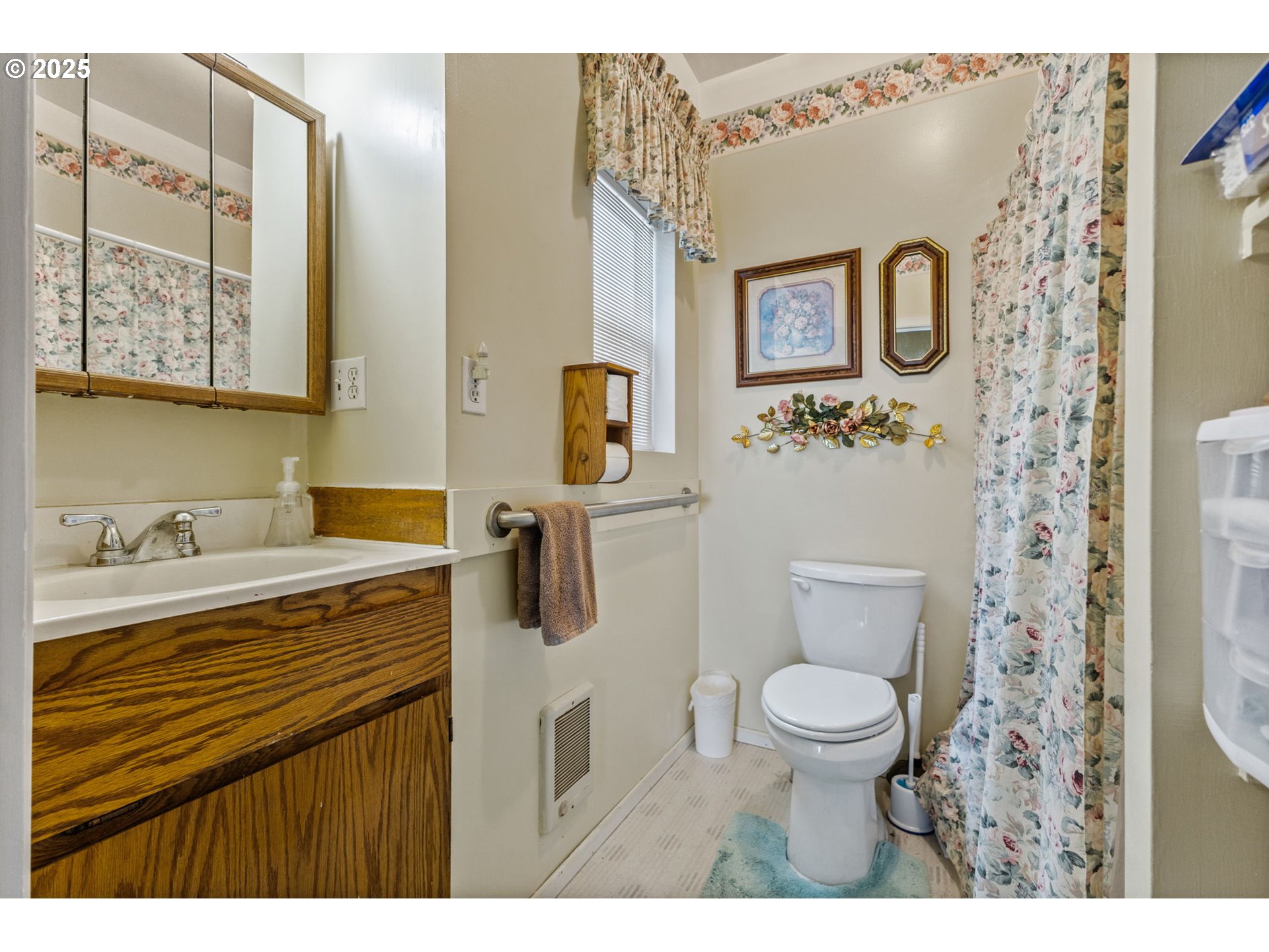 30274 Peoria Road Shedd, OR 97377 - Photo 18 of 33