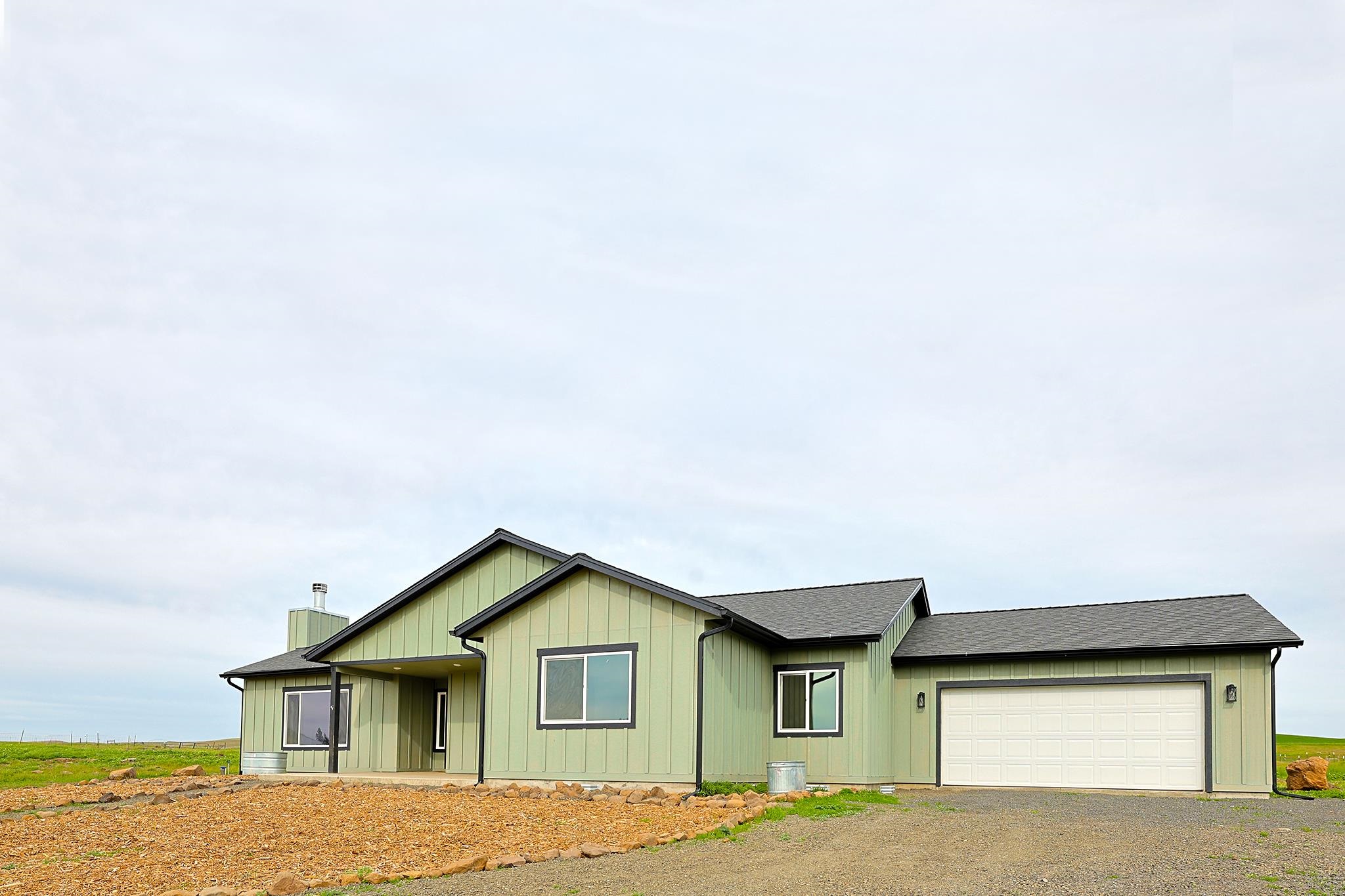 12213 South Stangland Road Medical Lake, WA 99022 - Photo 2 of 45