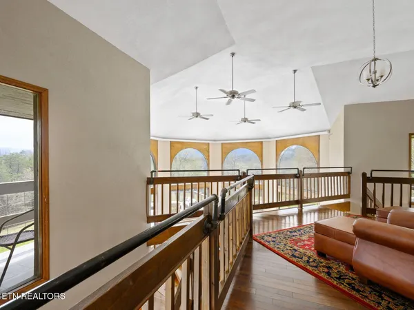 $2,499,987 | 1252 Crestview Drive, Pigeon Forge, TN 37863