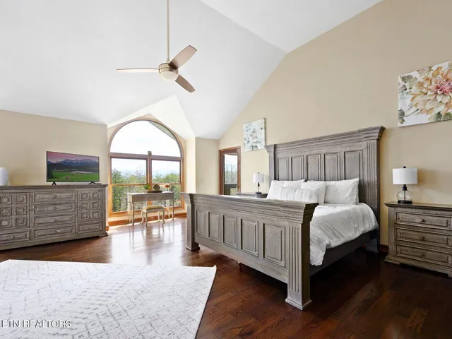 $2,844,775 | 1252 Crestview Drive, Pigeon Forge, TN 37863