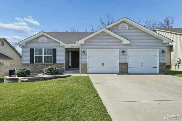 $325,000 | 500 Indian Lake Drive, Wright City, MO 63390