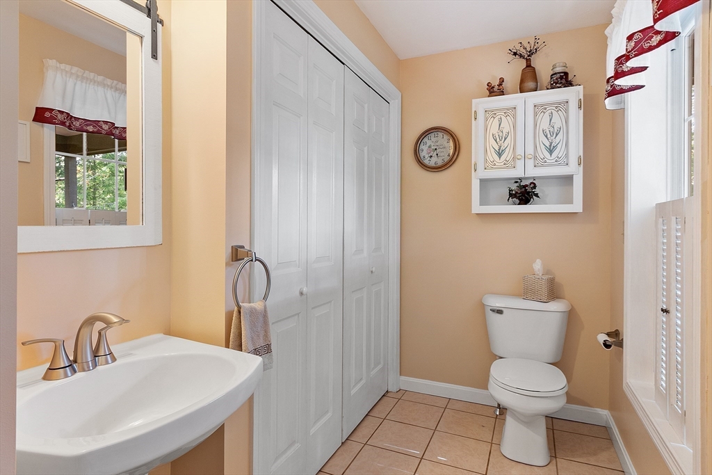 3 Brook Road Ashburnham, MA 01430 - Photo 12 of 42