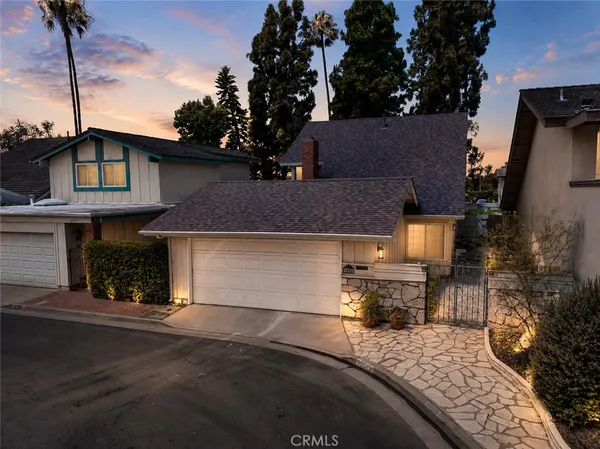 $1,299,900 | 12341 Glacier Circle, Los Alamitos, CA 90720