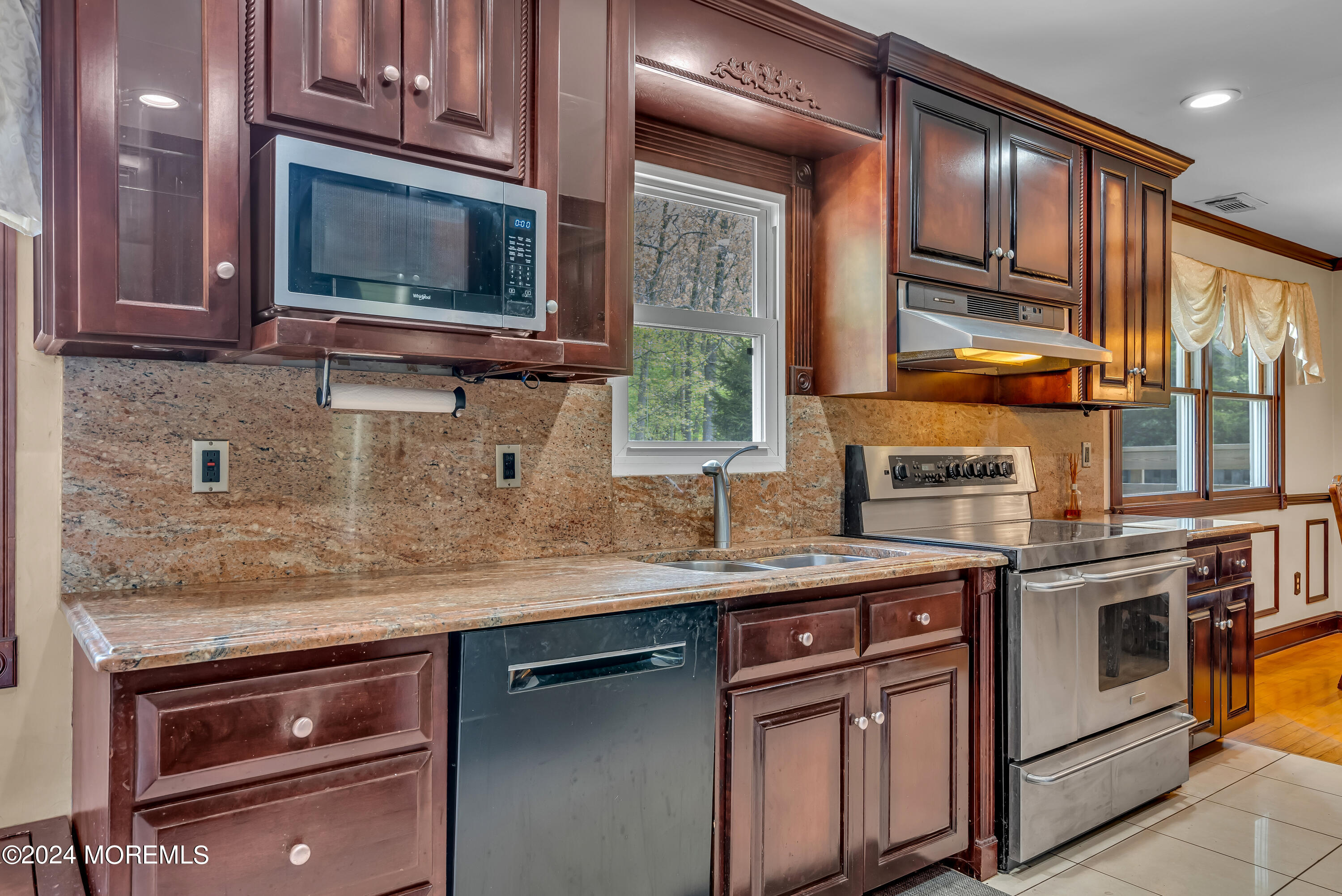 22 Bates Road Jackson, NJ 08527 - Photo 17 of 60 027_dsc08113
