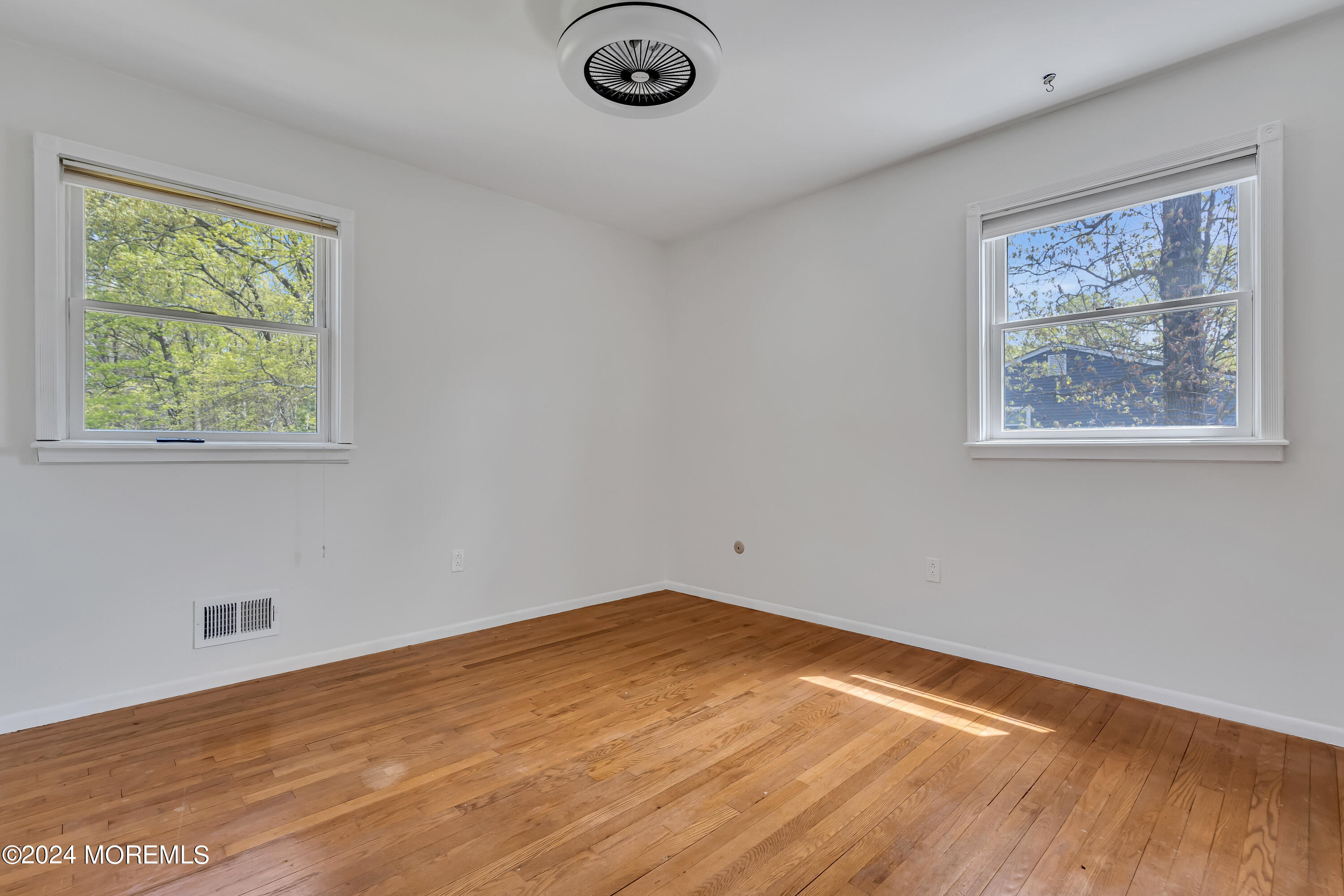 22 Bates Road Jackson, NJ 08527 - Photo 28 of 60 038_dsc08168
