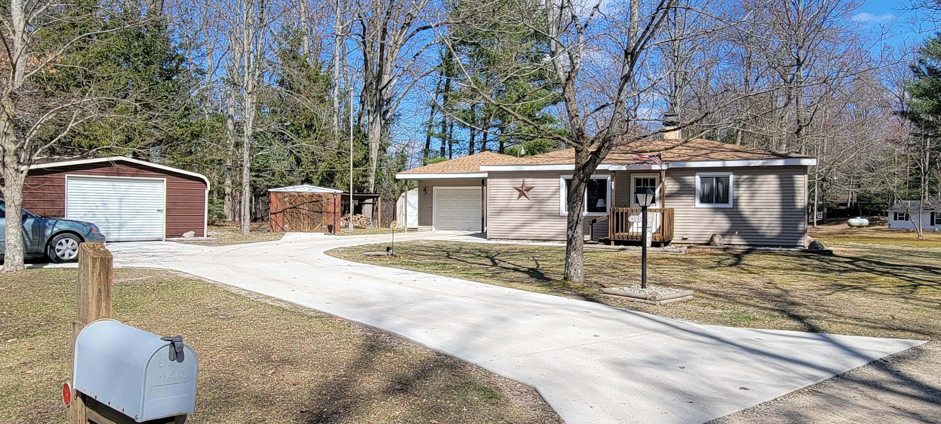 1365 Beaver Road Bitely, MI 49309 - Photo 31 of 31 Front